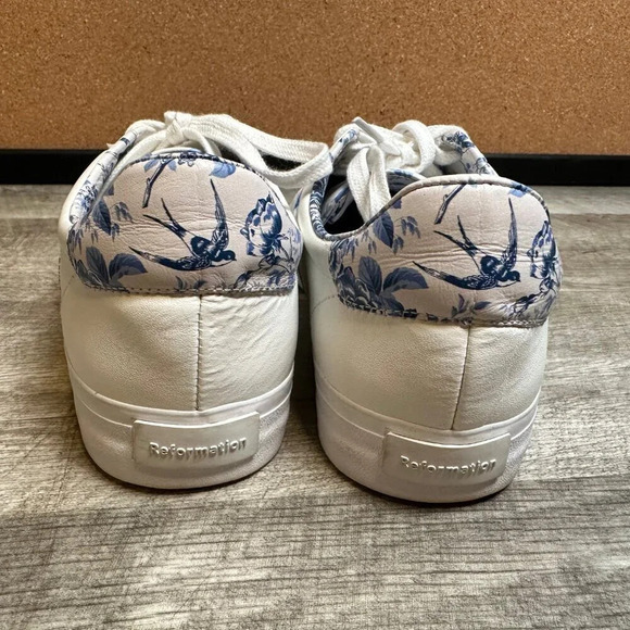 Reformation Harlow Leather Sneakers Floral Swallow Bird Print Size 11 - Picture 3 of 7